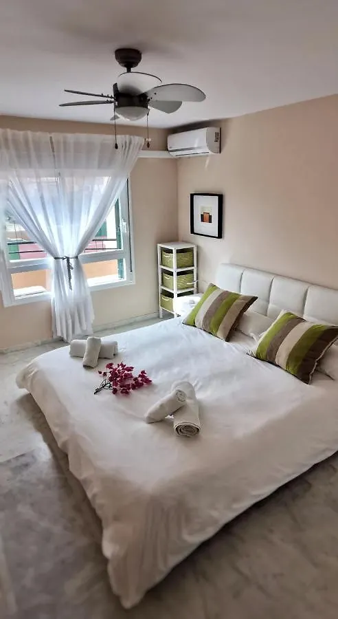 Penthouse 3-Bedroom Duplex /Rooftop Terrace & Golf Mijas